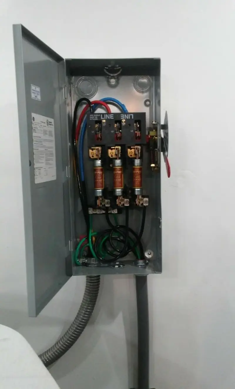 Three-phase disconnect switch installed for Electrical Wiring & Rewiring in Hickory